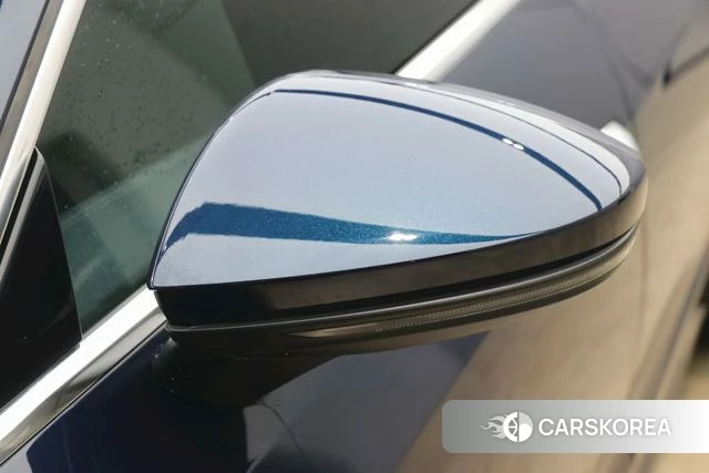 Audi A7L id 4264090 из Китая 8