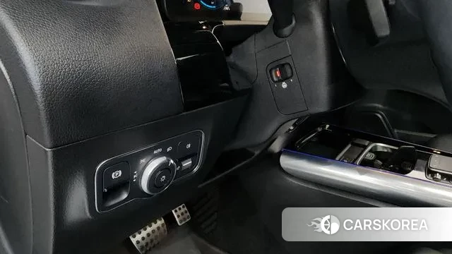 Mercedes-Benz GLA - Class H247 id 3367652 из Кореи 8