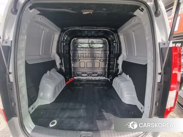 Hyundai Staria id 3011306 из Кореи 8