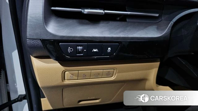 Kia Carnival 4th generation id 3940831 из Кореи 8