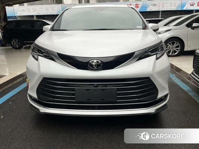 Toyota Saina id 4261228 из Китая 8