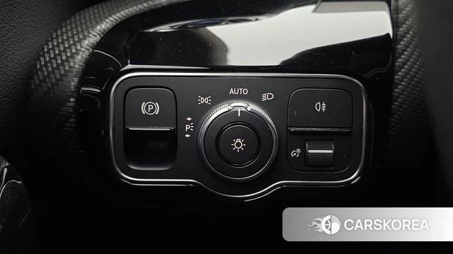 Mercedes-Benz A-Class W177 id 4262794 из Кореи 8
