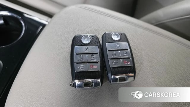 Kia The New Carnival id 3861412 из Кореи 8