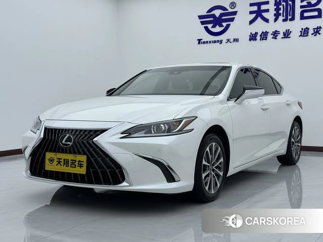 Lexus ES id 4301644 из Китая 8