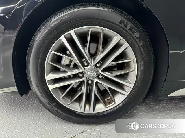 Hyundai Grandeur IG id 3005044 из Кореи 8
