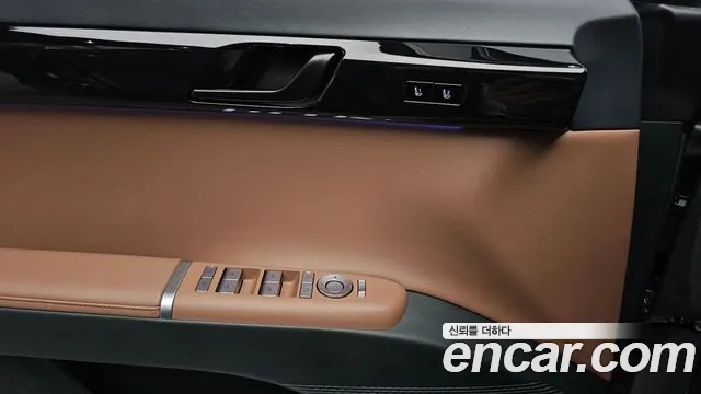 Hyundai Grandeur Hybrid (GN7) id 2943500 из Кореи 8