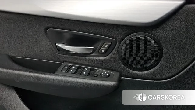 BMW 2 Series Active Tourer (F45) id 3018548 из Кореи 8