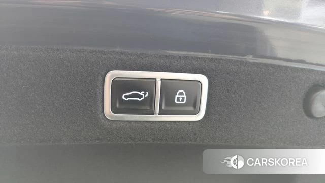 Hyundai Grandeur Hybrid (GN7) id 4880164 из Кореи 8