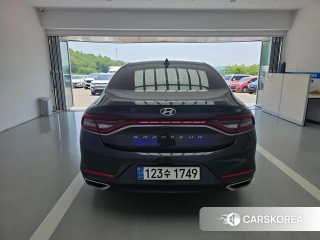 Hyundai Grandeur IG id 4378098 из Кореи 8
