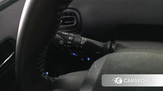 Toyota Prius 4th Generation id 4309391 из Кореи 8