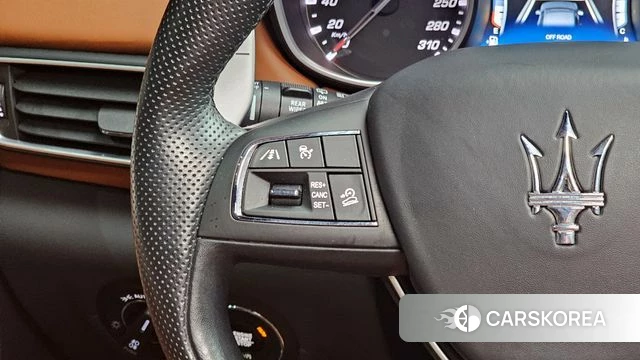 Maserati Levante id 3843624 из Кореи 8