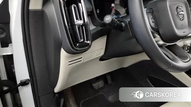 Volvo XC40 id 3644791 из Кореи 8