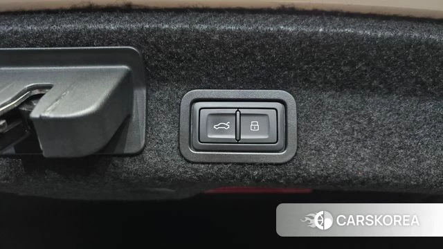 Audi A6 (C8) id 4642082 из Кореи 8