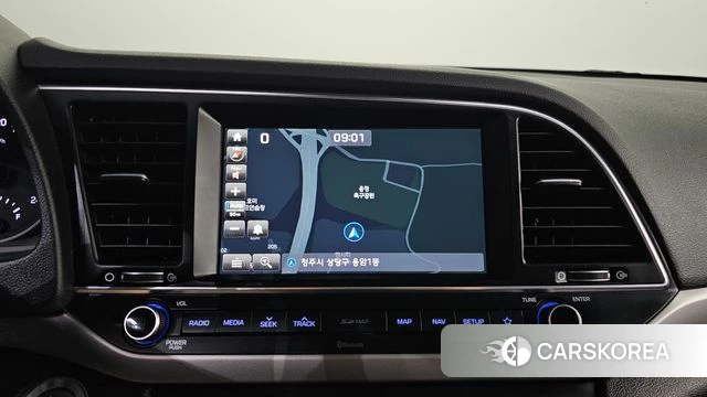 Hyundai Avante AD id 4587375 из Кореи 8