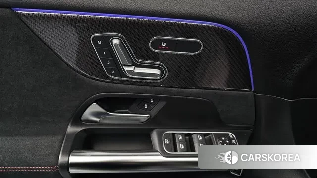 Mercedes-Benz GLA - Class H247 id 3389151 из Кореи 8