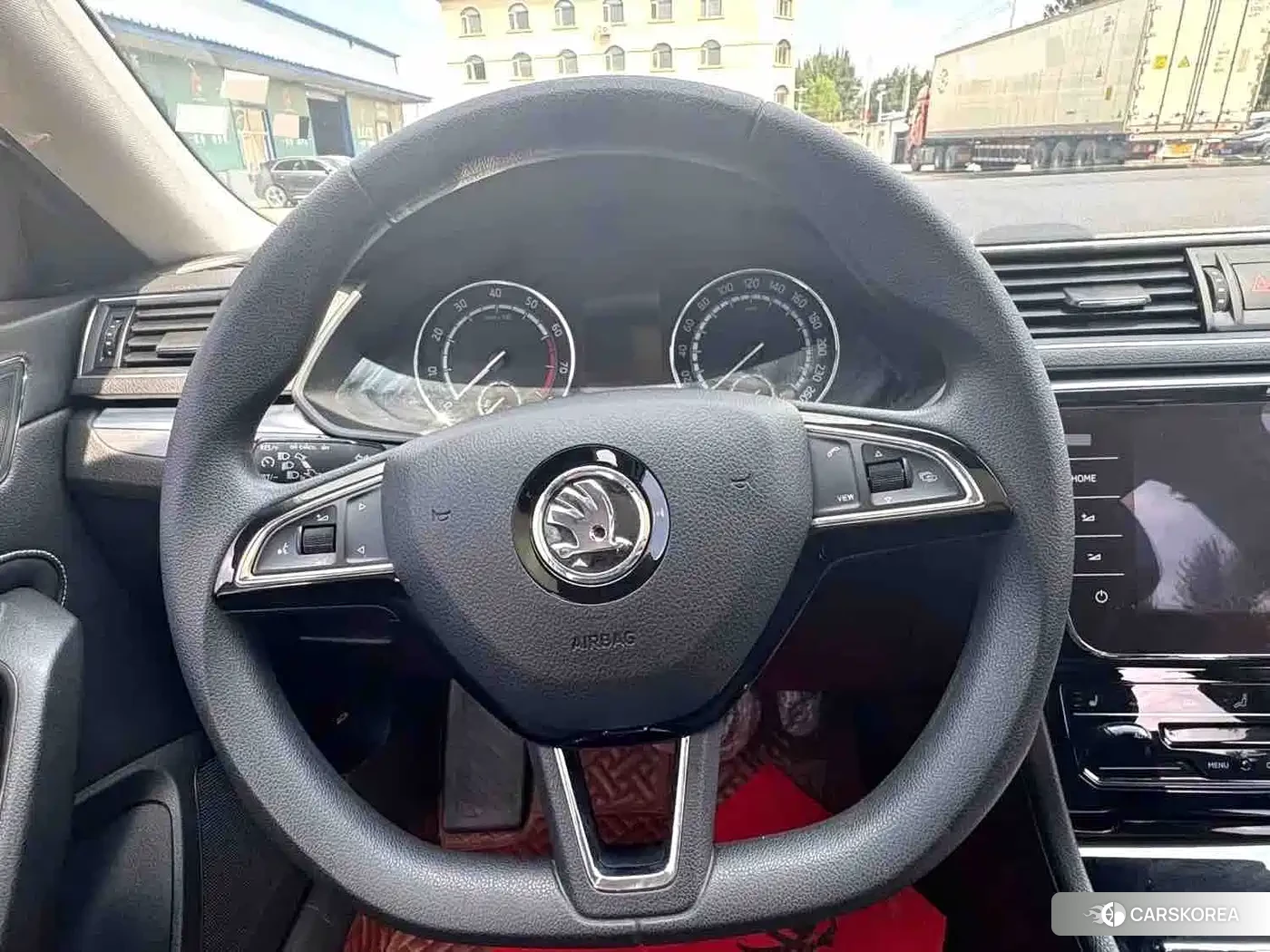 Skoda Superb id 4653961 из Китая 8