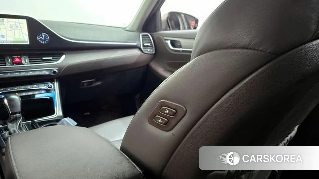 Hyundai Grandeur IG id 4345653 из Кореи 8
