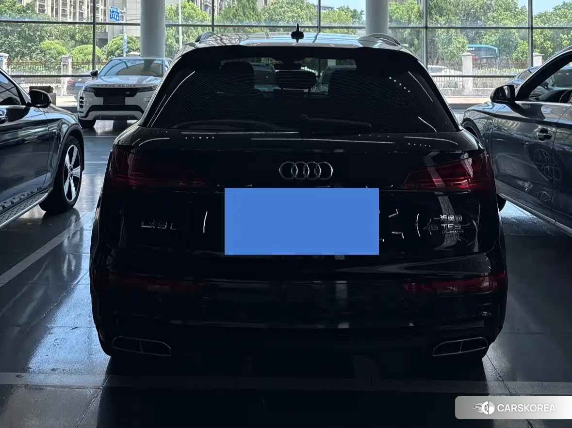 Audi Q5L id 4629598 из Китая 8