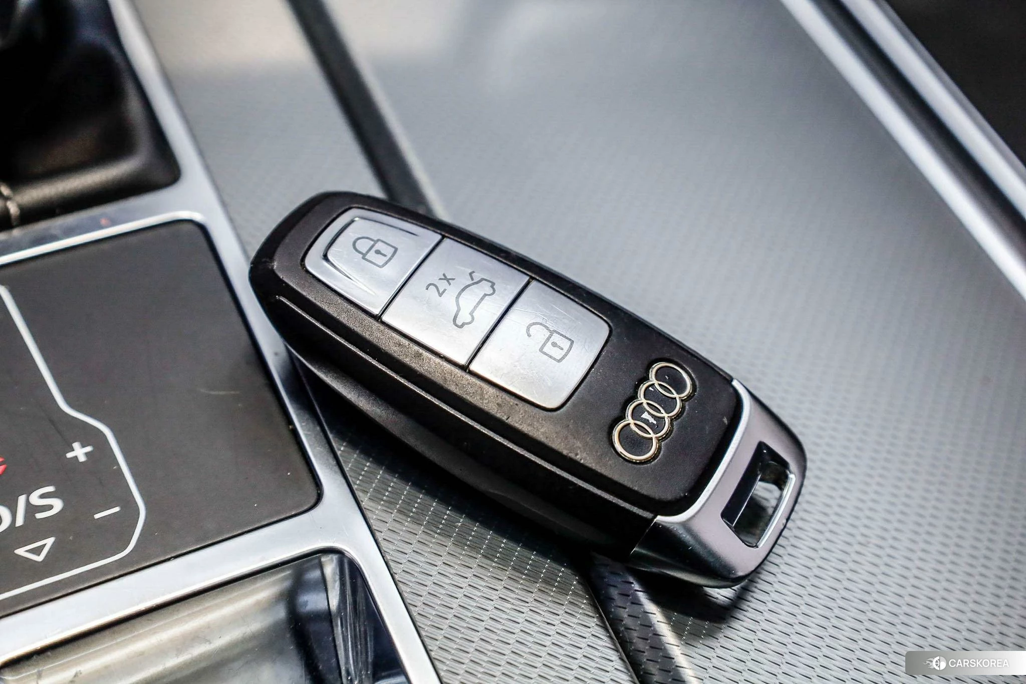 Audi A7L id 4486187 из Китая 8