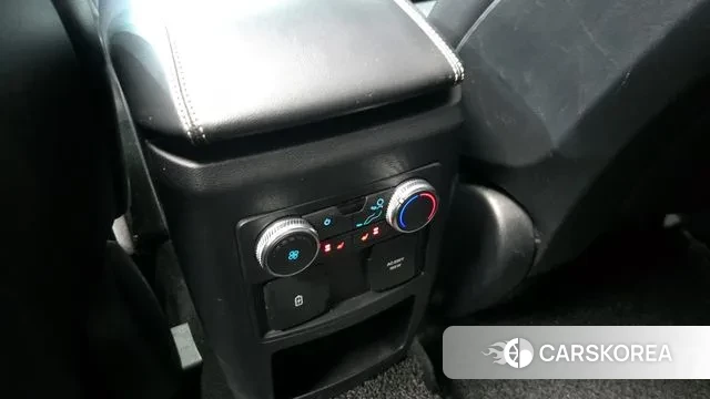 Ford Explorer 6th Generation id 3525432 из Кореи 8