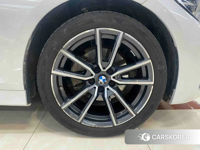 BMW 3 series id 4275711 из Китая 8