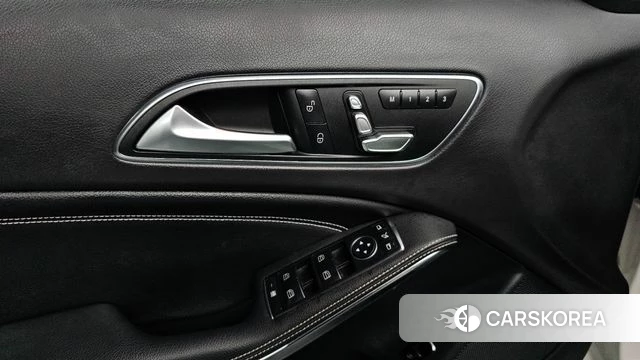 Mercedes-Benz GLA-Class X156 id 3853380 из Кореи 8