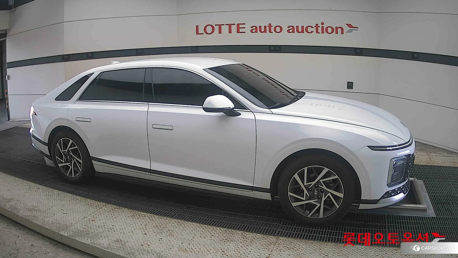 Hyundai Grandeur Hybrid id 4909165 из Кореи 8