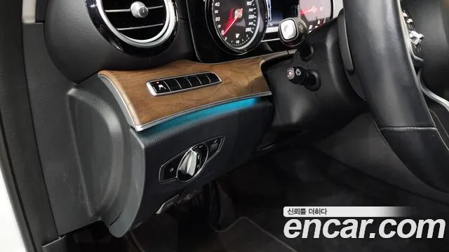 Mercedes-Benz E-Class W213 id 2242419 из Кореи 8