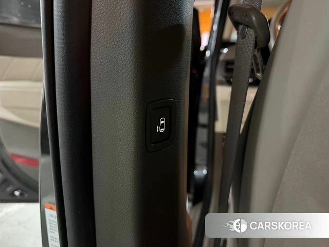 Kia Carnival 4th generation id 3916240 из Кореи 8