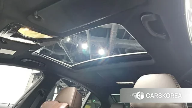 BMW 5 Series (G30) id 3033411 из Кореи 8