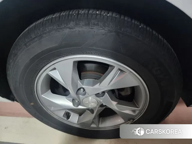 Hyundai Avante (CN7) id 3503995 из Кореи 8