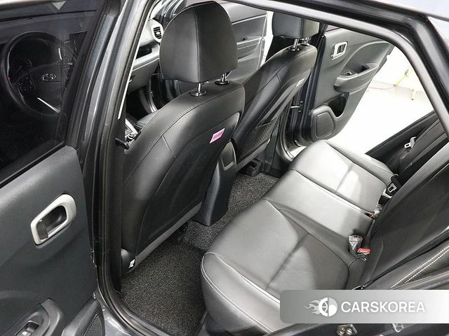 Hyundai Venue id 4642018 из Кореи 8