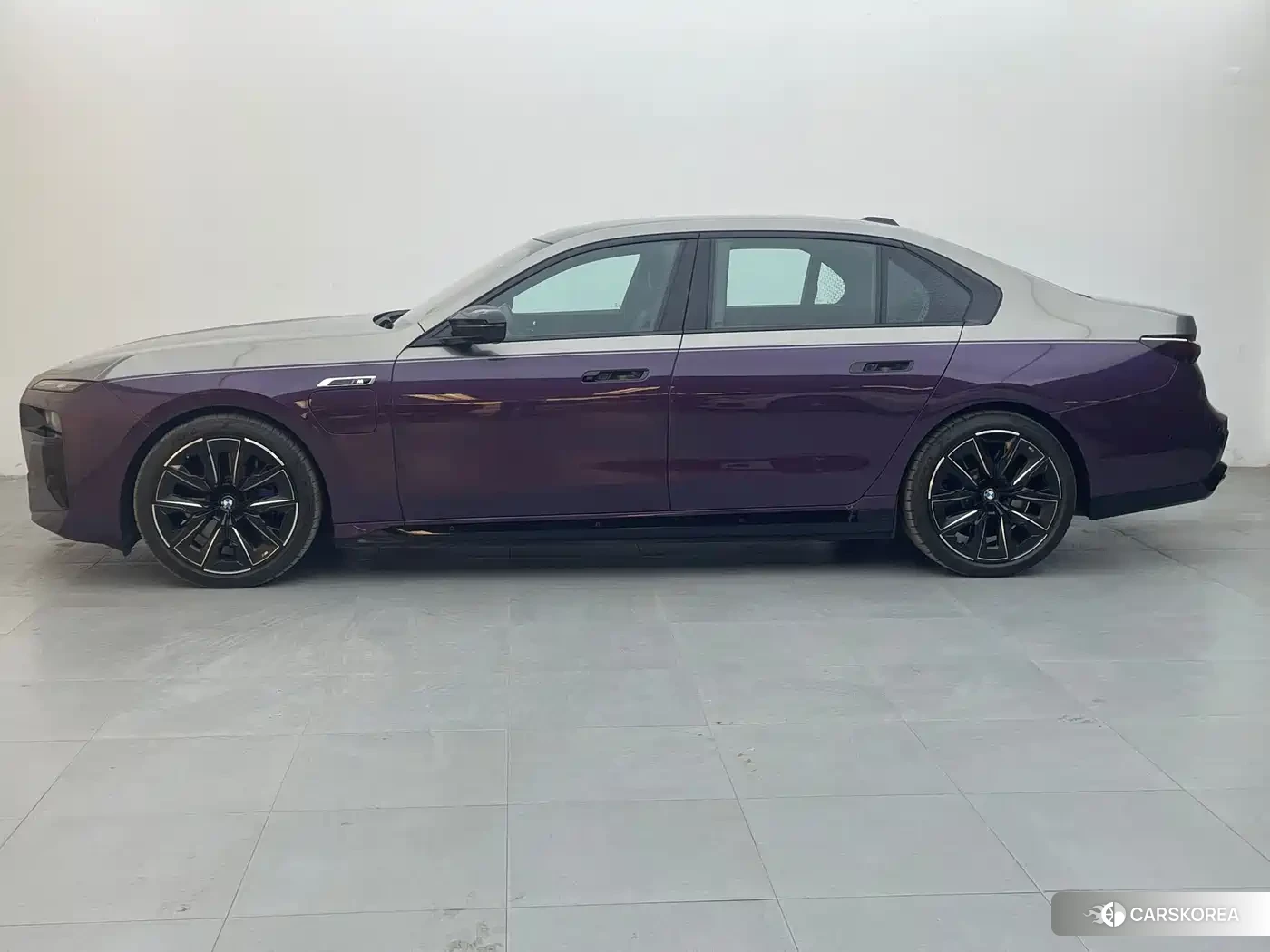 BMW M760Le id 4606843 из Китая 8