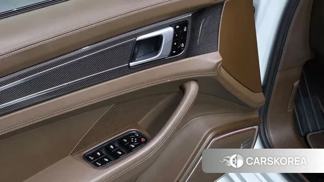 Porsche Panamera (971) id 3778366 из Кореи 8