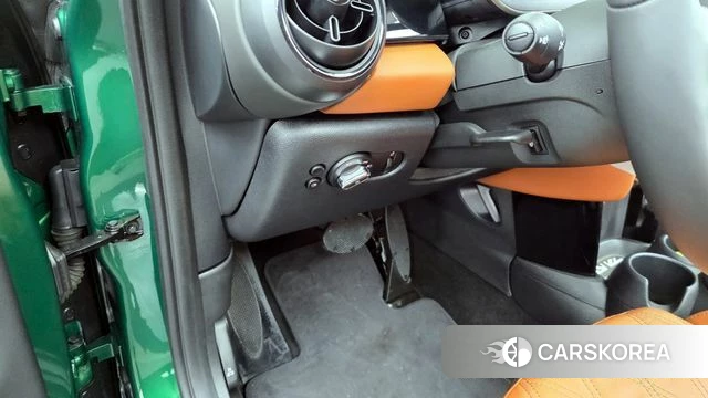 Mini Cooper S Convertible id 3825927 из Кореи 8