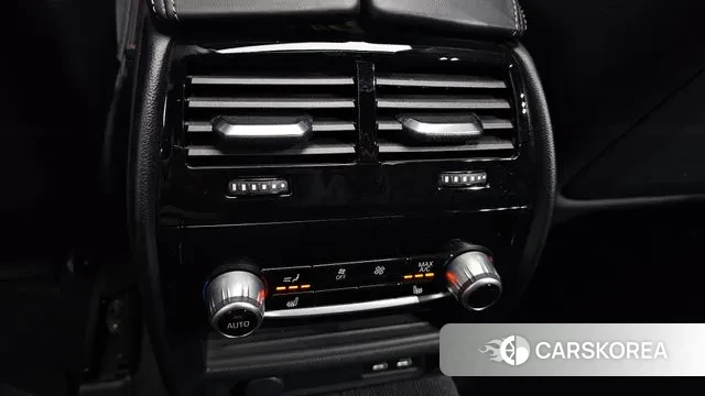 BMW 5 Series (G30) id 3764724 из Кореи 8