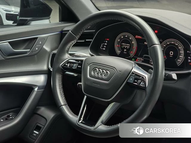 Audi A6L id 4272348 из Китая 8