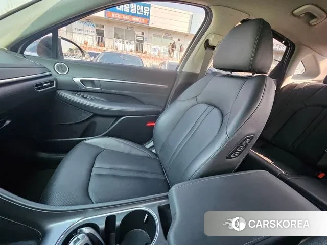 Hyundai Sonata (DN8) id 3692118 из Кореи 8