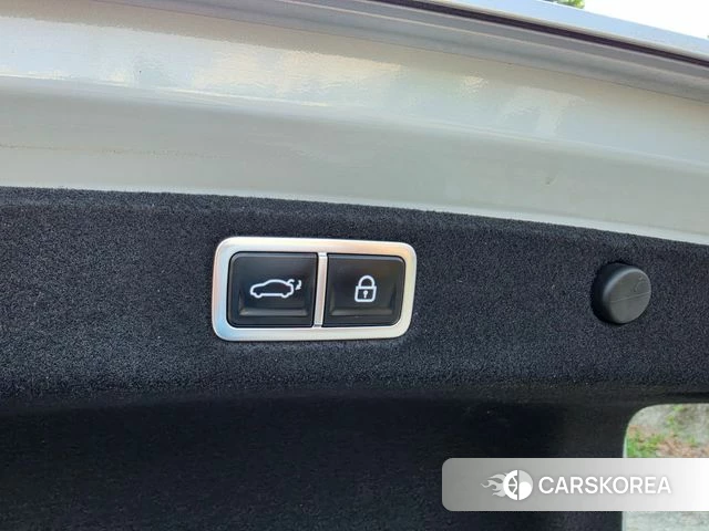 Hyundai Grandeur (GN7) id 4433236 из Кореи 8
