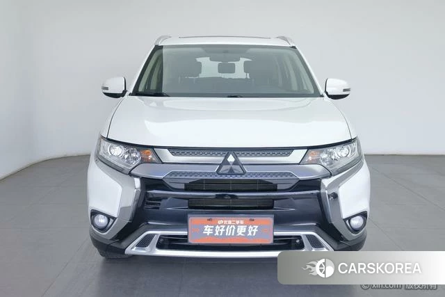 Mitsubishi  Outlander id 4253605 из Китая 8