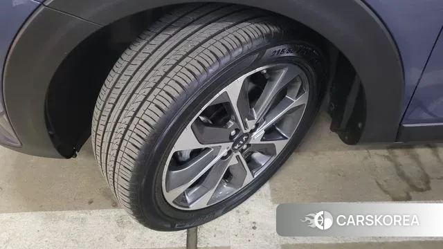 Kia Stonic id 3543751 из Кореи 8