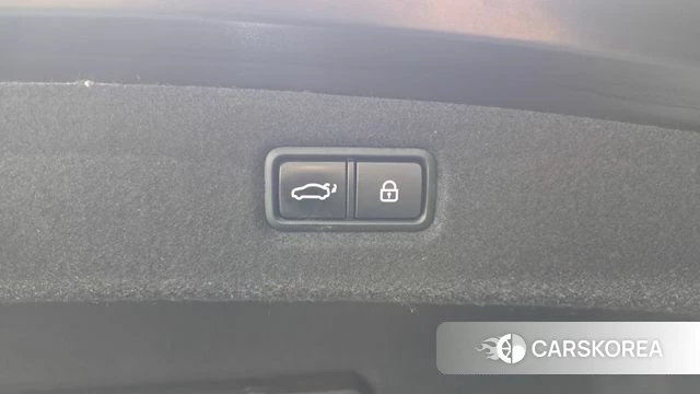 Genesis G90 id 4325000 из Кореи 8