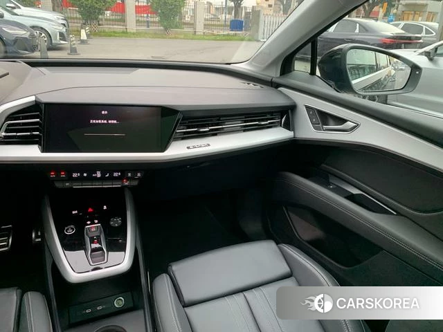 Audi Q5 e-tron id 4301812 из Китая 8