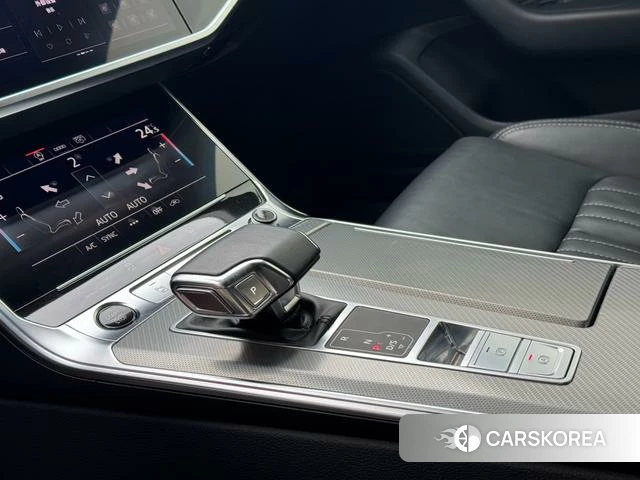 Audi A6L id 4260788 из Китая 8