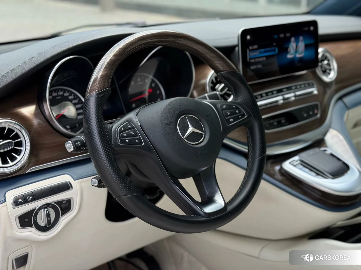 Mercedes-Benz V-class id 4455749 из Китая 8