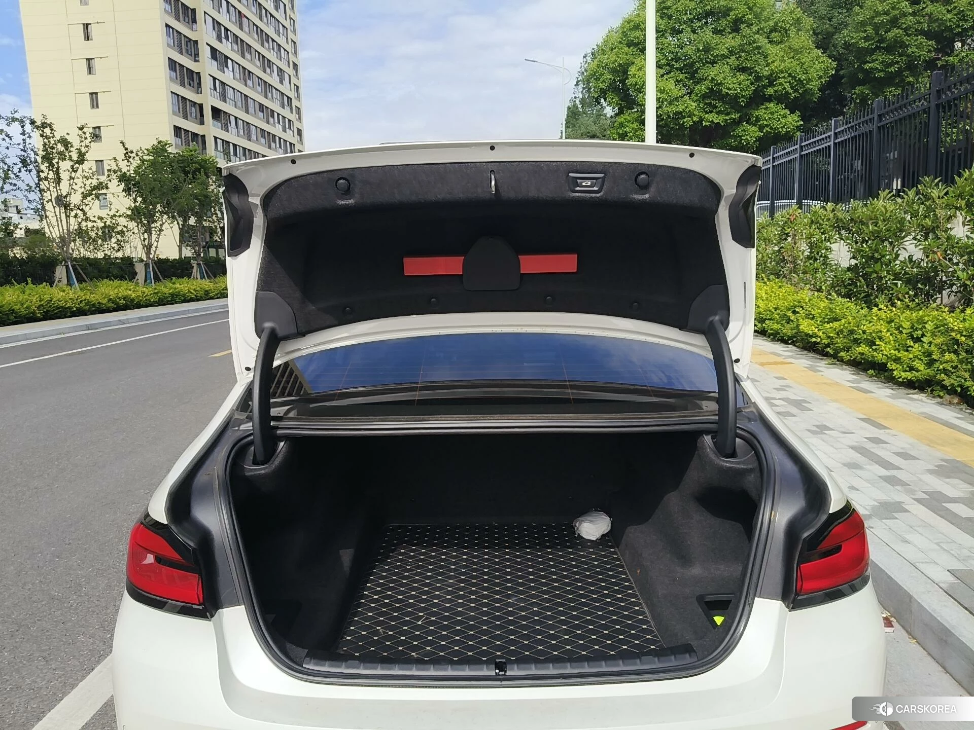 BMW 5 series id 4461314 из Китая 8