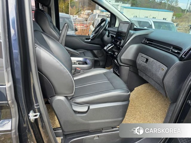 Hyundai Staria id 3872260 из Кореи 8