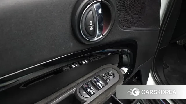 Mini Cooper S Countryman id 3534523 из Кореи 8