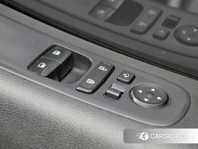 Hyundai Staria id 3889229 из Кореи 8