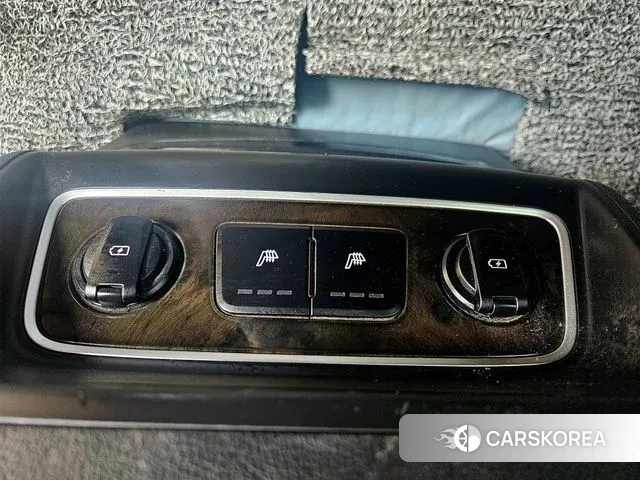 Hyundai The New Grand Starex id 3772301 из Кореи 8